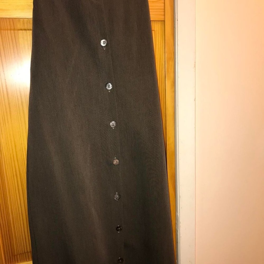 Cool and comfy midi dress with tie in back